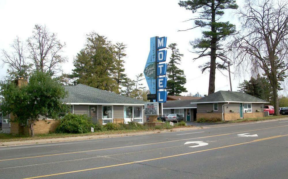 Forest Lake Motel Grand Rapids Exterior foto